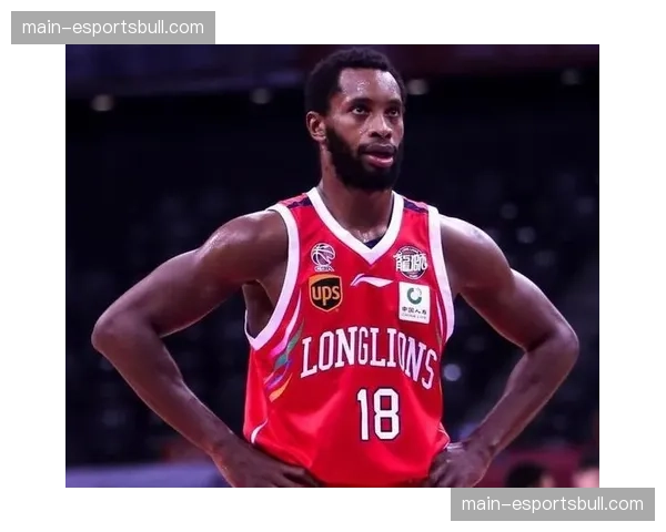 姆本扎热菲尼奥速度优势 铁人反击战术依赖外援特点